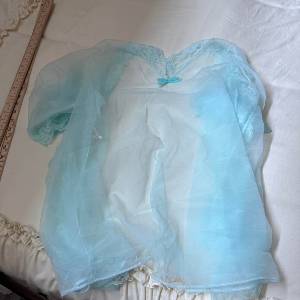 60s Pandora size small powder blue lace trimmed peignoir - Picture 5 of 5
